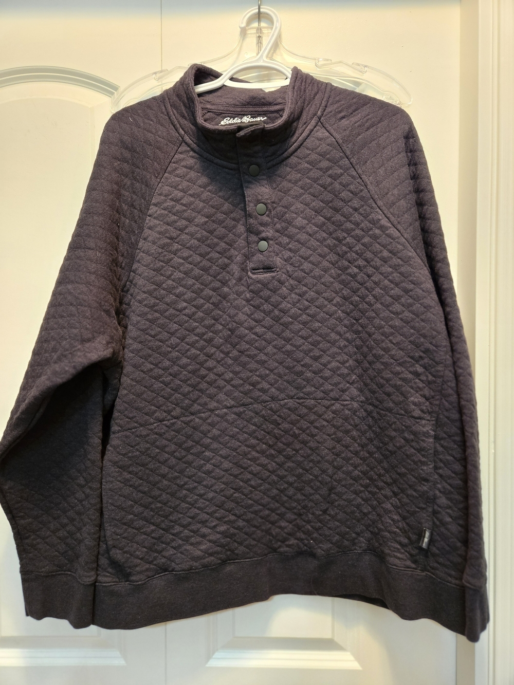 Eddie Bauer Quilted Crewneck Pullover in Dark Charcoal